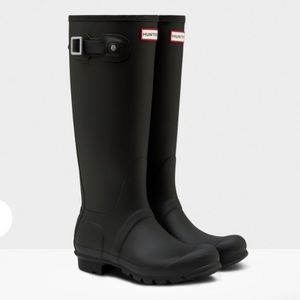 Hunter women’s original tall rain boots black s6